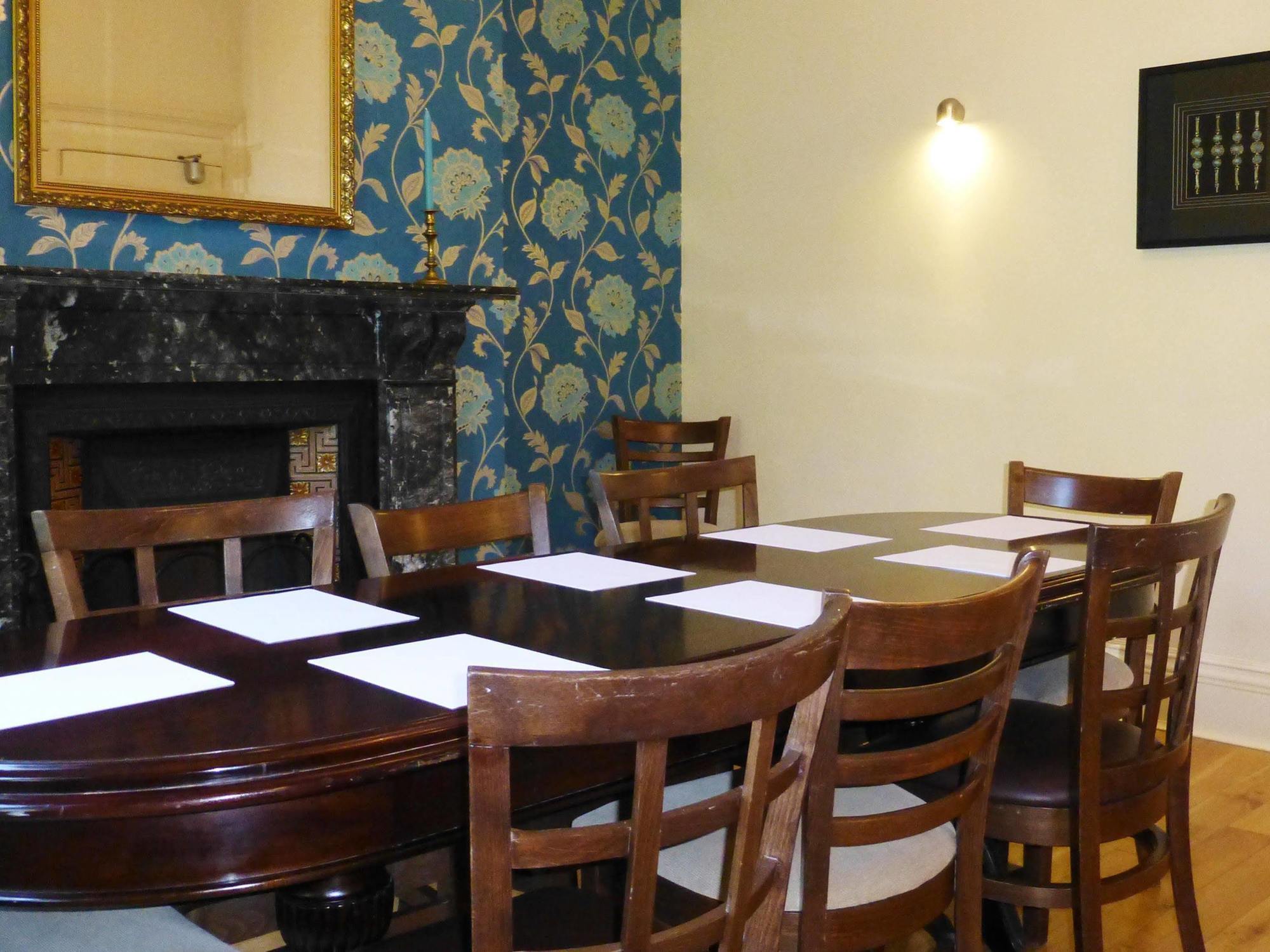 Отель Tunbridge Wells Retreat Экстерьер фото